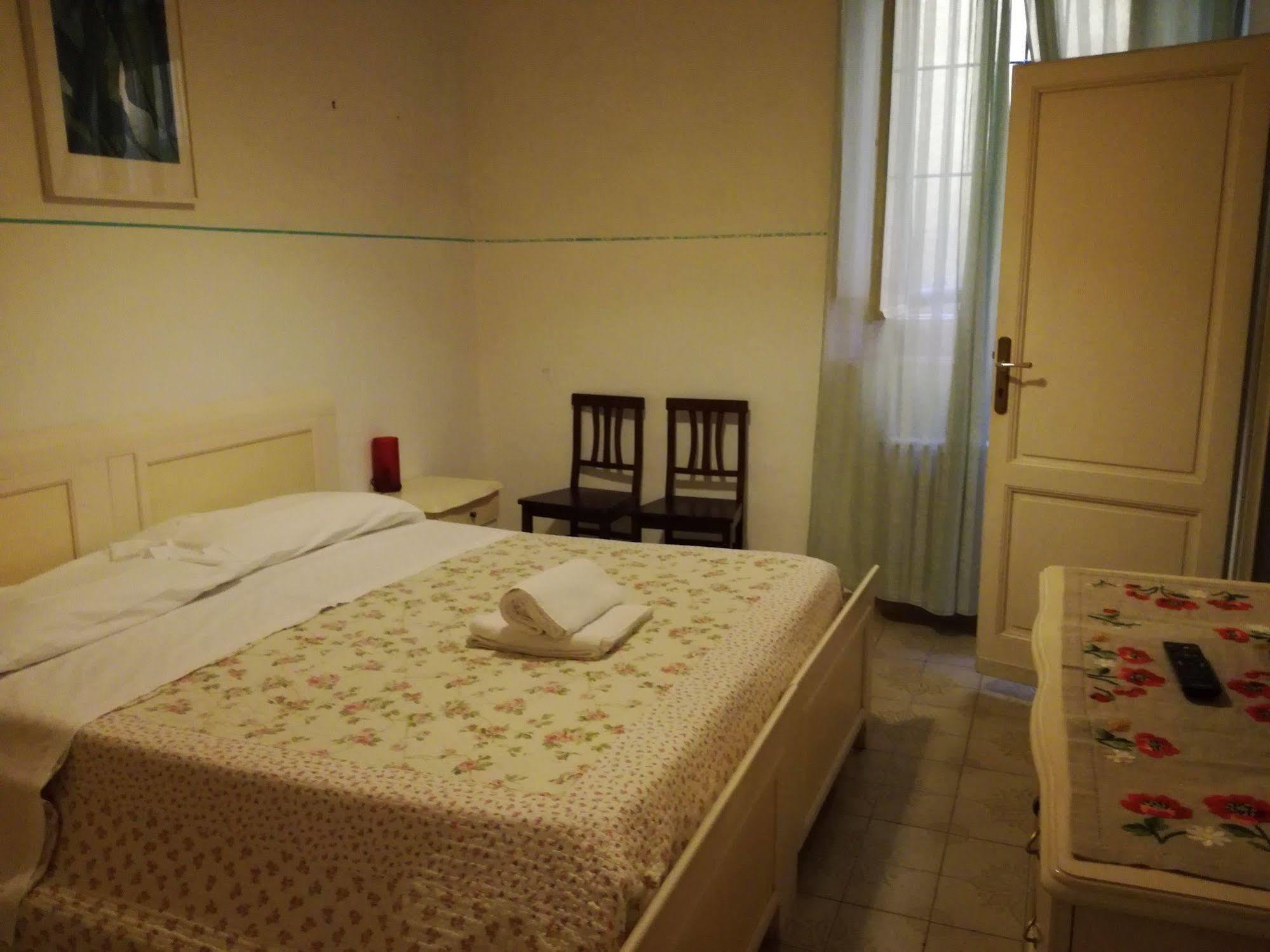 Affittacamere Casa Corsi Firenze Eksteriør billede